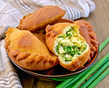 Пироги с зеленым луком и яйцом - рецепт