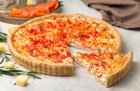 Пирог с рыбой и креветками