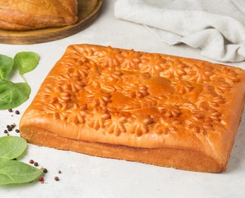 Пирог с курицей и шпинатом 700гр