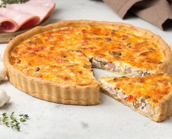 Пирог с ветчиной и грибами