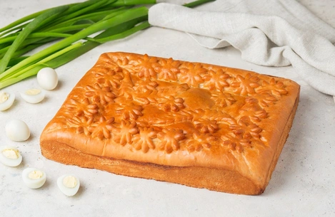 Пирог с зеленым луком и яйцом 700гр