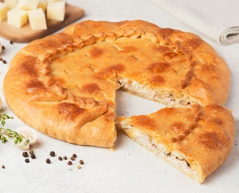 Пирог жульен с курицей и грибами 