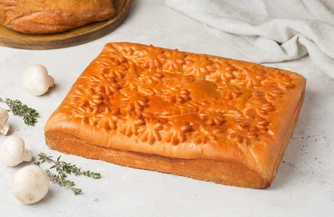 Пирог с курицей и грибами 700гр