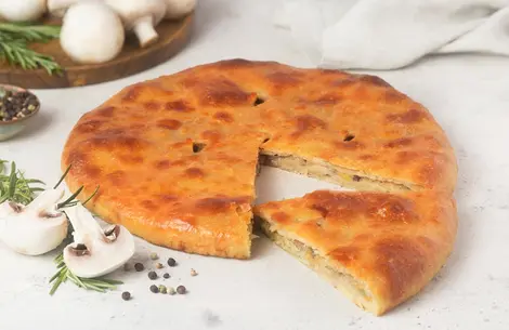 Осетинский пирог с грибами, капустой и сыром