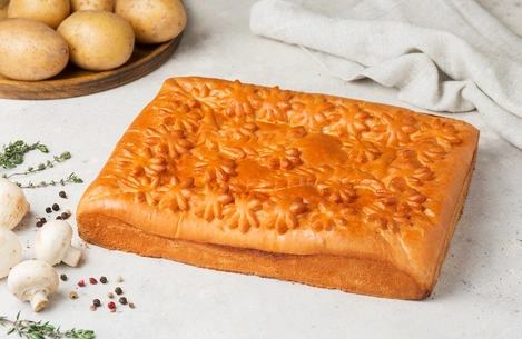 Пирог с картофелем и грибами 700гр