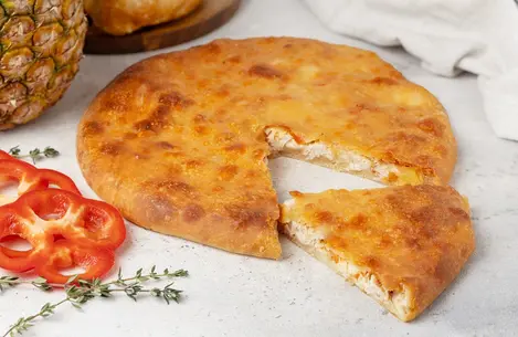 Осетинский пирог с копч курицей и анасами